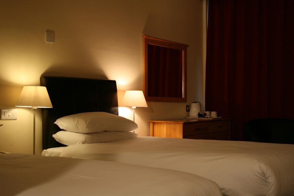 Maldron Hotel Merrion Road Dublin Ngoại thất bức ảnh