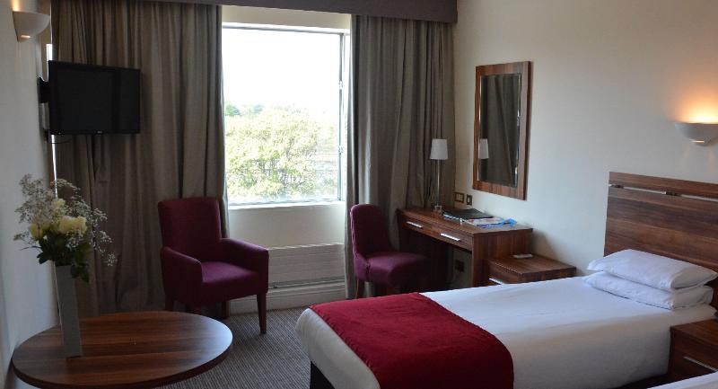 Maldron Hotel Merrion Road Dublin Ngoại thất bức ảnh